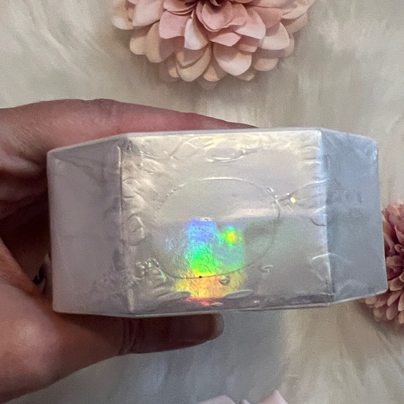 Kayali Vanilla Candy Rock Sugar 42 - Picture 3 of 5